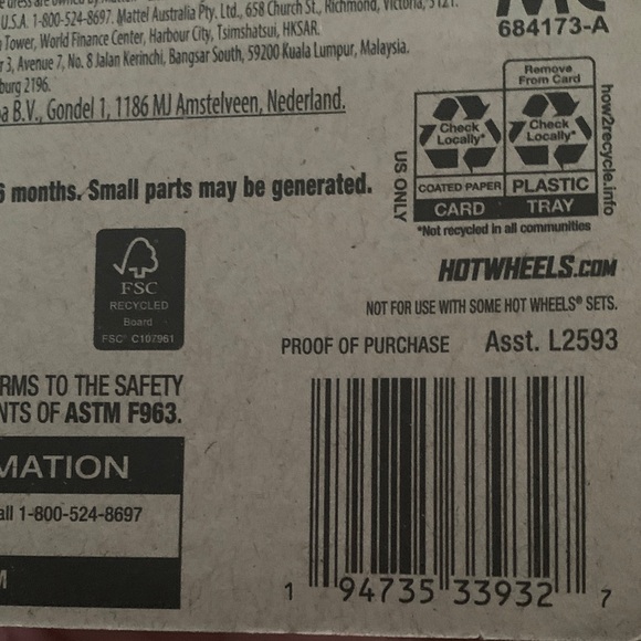 NEW- HOTWHEELS High-Tail Chaser and Austin Mini Cooper S Set - Picture 12 of 12